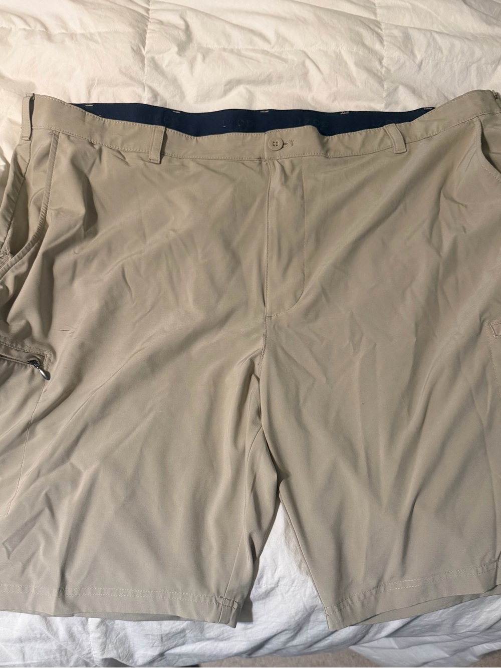 IZOD Golf swingflex cargo shorts